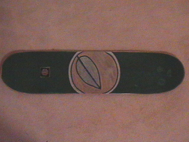 This was an attempt at emulating the featherlight balance board. This board outlasted the Willy Santos deck.
